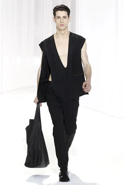 Look 8